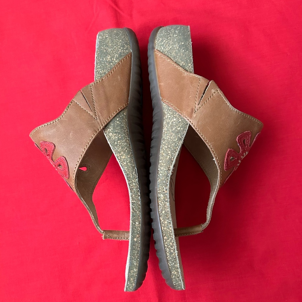 Josef Seibel Brown and Red Floral Sandals - Picture 3 of 7